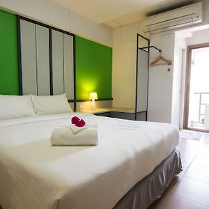 Regent Ngamwongwan Hotel